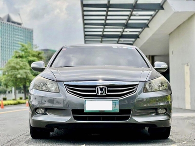 Selling Silver Honda Accord 2012 in Makati