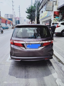 Selling Silver Honda Odyssey 2016 in Manila