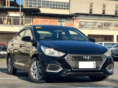 Selling White Hyundai Accent 2020 in Makati