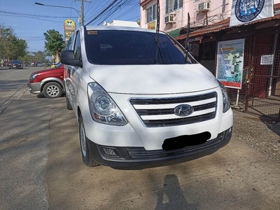 Selling White Hyundai Starex 2017 in Cabanatuan