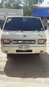 Selling White Mitsubishi L300 2017 in Makati