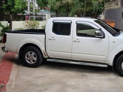 Selling White Nissan Navara 2008 in Quezon