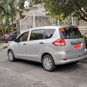 Selling White Suzuki Ertiga 2016 in Cainta