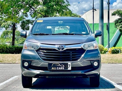 Selling White Toyota Avanza 2018 in Makati