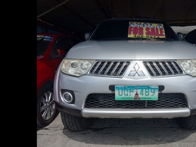 Selling Yellow Mitsubishi Montero sport 2012 SUV / MPV at Manual at 78000 in Quezon City