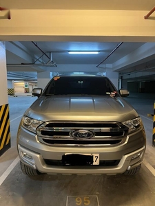 Silver Ford Everest 2017 for sale in Automatic