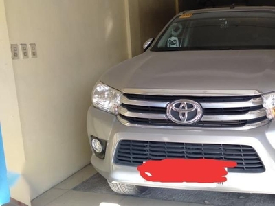 Silver Toyota Hilux 2017 for sale in Quezon
