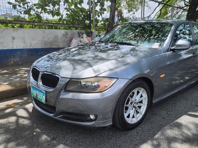 White Bmw 318I 2010 for sale in Pasig