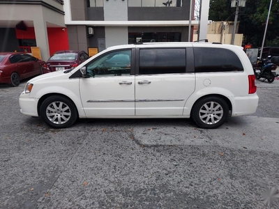 White Chrysler Town And Country 2012 for sale in Manila