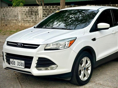 White Ford Escape 2016 for sale in Manila