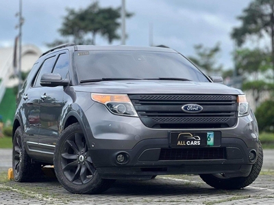 White Ford Explorer 2013 for sale in Makati