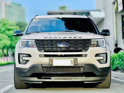 White Ford Explorer 2016 for sale in Makati