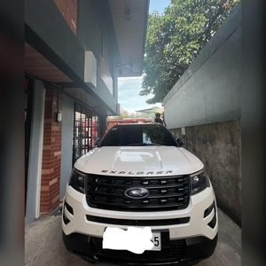 White Ford Explorer 2016 for sale in Manila