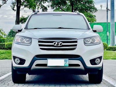 White Hyundai Santa Fe 2012 for sale in Automatic