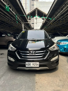 White Hyundai Santa Fe 2016 for sale in Pasay