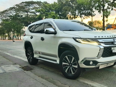 White Mitsubishi Montero Sports 2017 for sale in Quezon