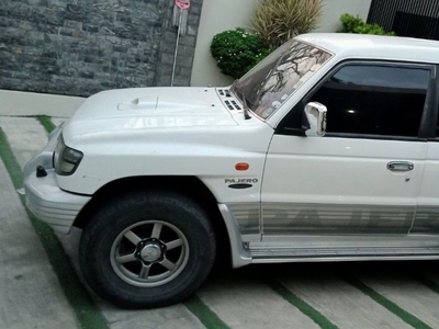 White Mitsubishi Pajero 2003 for sale in Manila