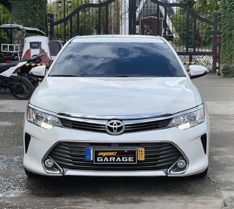 White Toyota Camry 2016 for sale in Quezon