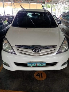 White Toyota Innova 2012 for sale in Automatic