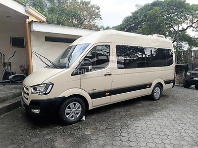 Selling Beige 2018 Hyundai H350 Full Custom Interior affordable and negotiable price