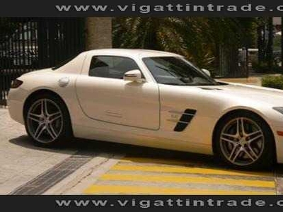 Mercedes Benz SLS AMG