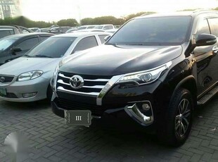 2016 Toyota Fortuner v top of the line