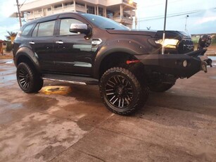 Selling Ford Everest 2016 Automatic Diesel in Calumpit