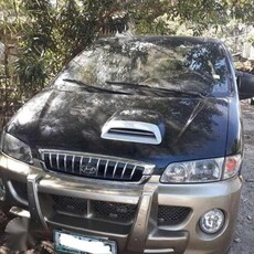 Selling Hyundai Starex 2003 model