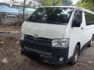 Toyota Hiace commuter 2015 FOR SALE
