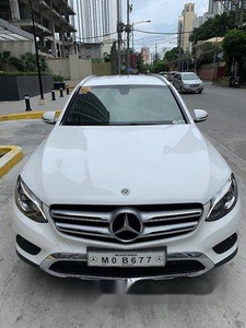 White Mercedes-Benz Glc 200 Automatic 2018 for sale