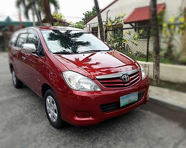 2009 Toyota Innova Lady Owned Red For Sale