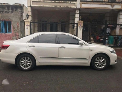 2011 Toyota Camry AT White Sedan For Sale