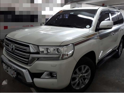 2017 Toyota Land Cruiser for sale in Manila