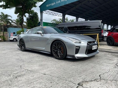 Brightsilver Nissan GT-R 2017 for sale in Pasig