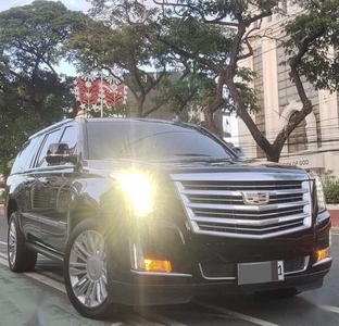 Selling Black Cadillac Escalade 2020 in Quezon