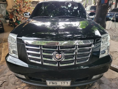 Selling Black Cadillac Escalade ESV 2010 in Quezon