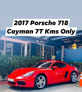 Selling Red Porsche 718 2017 in San Juan