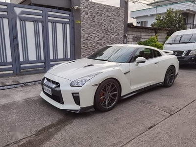 Selling White Nissan GT-R 2017 in Taytay