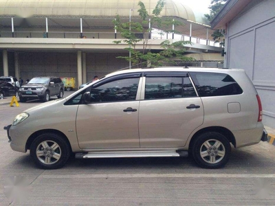 TOYOTA INNOVA 2.0 E Gold 2007 FOR SALE