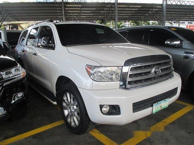 Well-maintained Toyota Sequoia 2010 for sale
