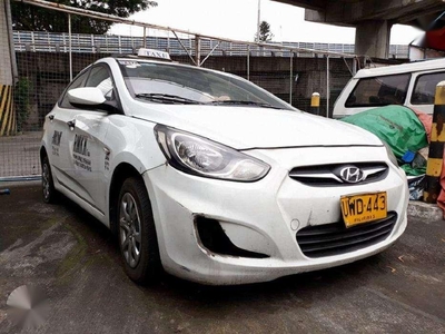 2012 Hyundai Accent Manual Gas White For Sale