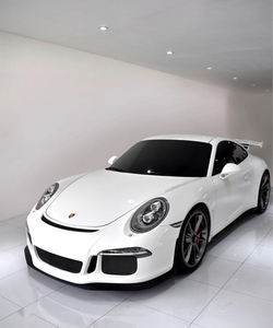 Selling White Porsche 911 2014 in Pasig