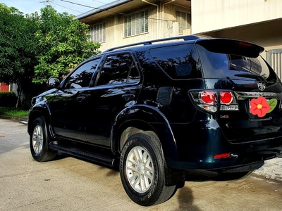 Selling Black Toyota Fortuner 2013 in Parañaque