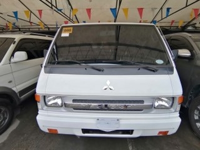 2017 Mitsubishi L300