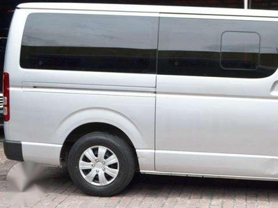 2014 Toyota Hiace Commuter TOP of the Line