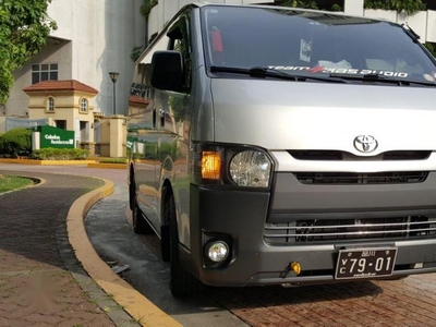 2nd Hand Toyota Hiace 2016 at 40000 km for sale in Manila