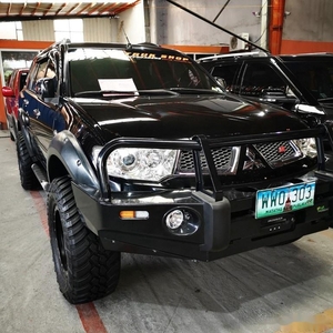 Sell Black 2013 Mitsubishi Montero in Manila