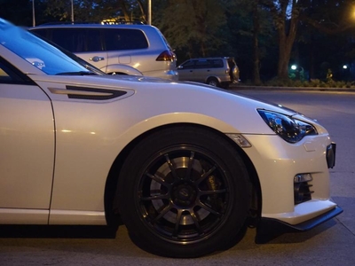 Sell Pearl White 2013 Subaru Brz Manual Gasoline at 40000 km in Manila