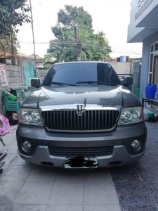 Selling 2nd Hand Lincoln Navigator 2002 in Manila