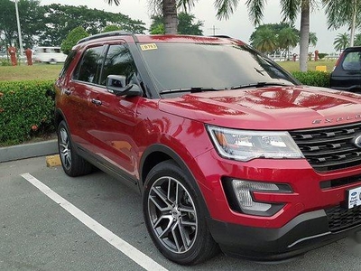 Selling Red Ford Explorer 2017 Automatic Gasoline